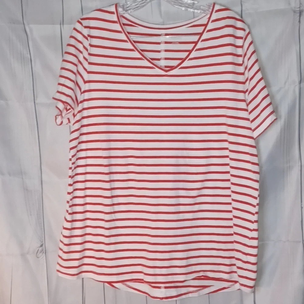 Duluth Trading Co. women's shirt